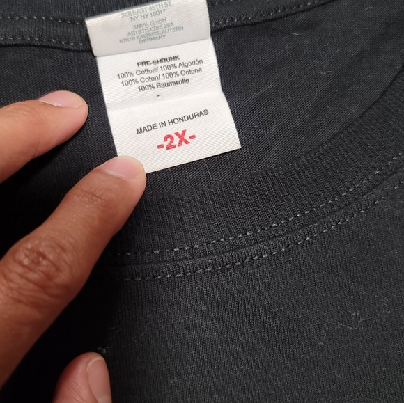 Vegas Whynn Tee - Picture 5 of 5